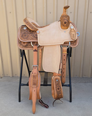 #1304 15" Corriente Team Roping Saddle